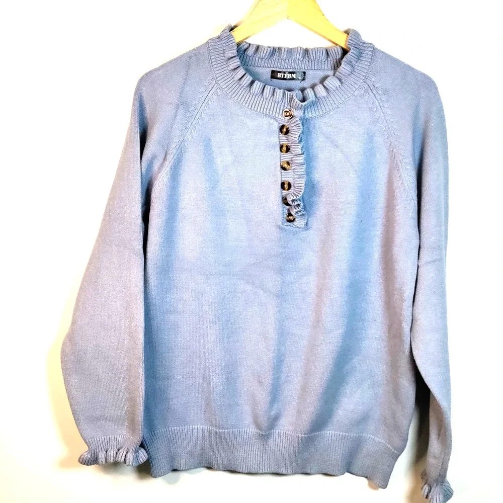 BTFBM‎ Women M 1/4 Button Blue Ruffle Neck & Cuff Knit Preppy Casual Sweater Y2K